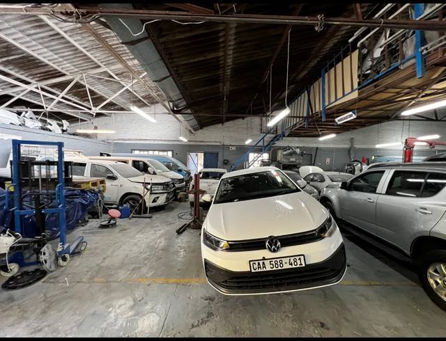 815M² STORAGE UNIT TO LET IN PAROW EAST